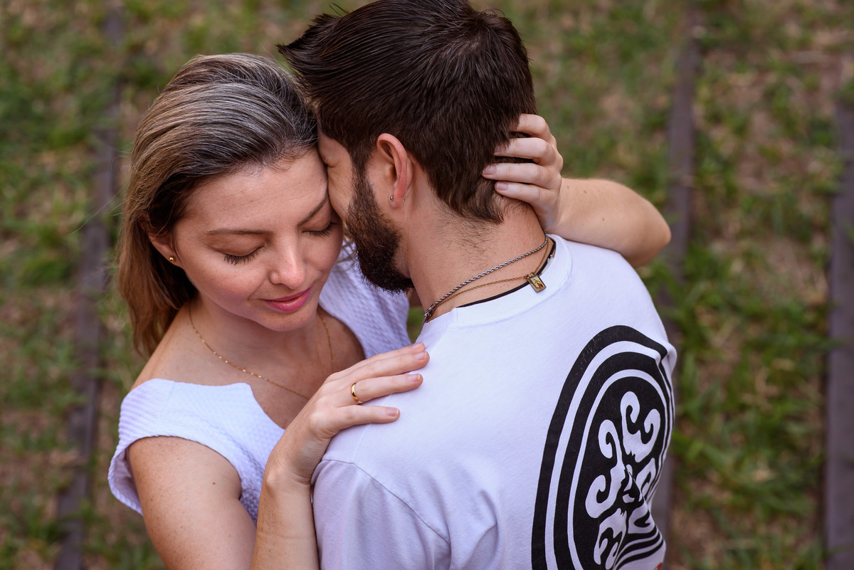 Ensaio Pre wedding no poupatempo jundiai, ensaio noivos, pre wedding Museu Ferroviário da Companhia Paulista. Ensaio no trem. Ferrovia. Pre wedding no trem. pre wedding rustico.