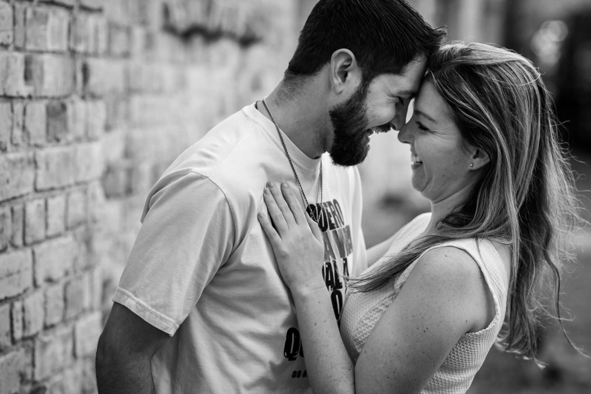 Ensaio Pre wedding no poupatempo jundiai, ensaio noivos, pre wedding Museu Ferroviário da Companhia Paulista. Ensaio no trem. Ferrovia. Pre wedding no trem. pre wedding rustico.