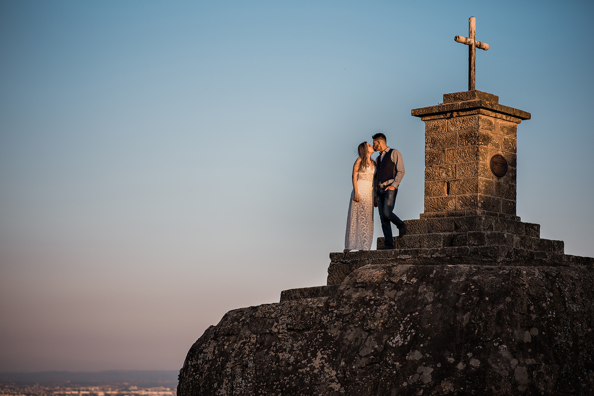 ensaio Pré-Wedding na Floresta Nacional de Ipanema. Fazenda Ipanema Sorocaba. fazenda Ipero, ensaio sorocaba. pre wedding sorocaba. dicas de ensaio. poses de ensaio casal. fotografia de casamento. fotografo de casamento.