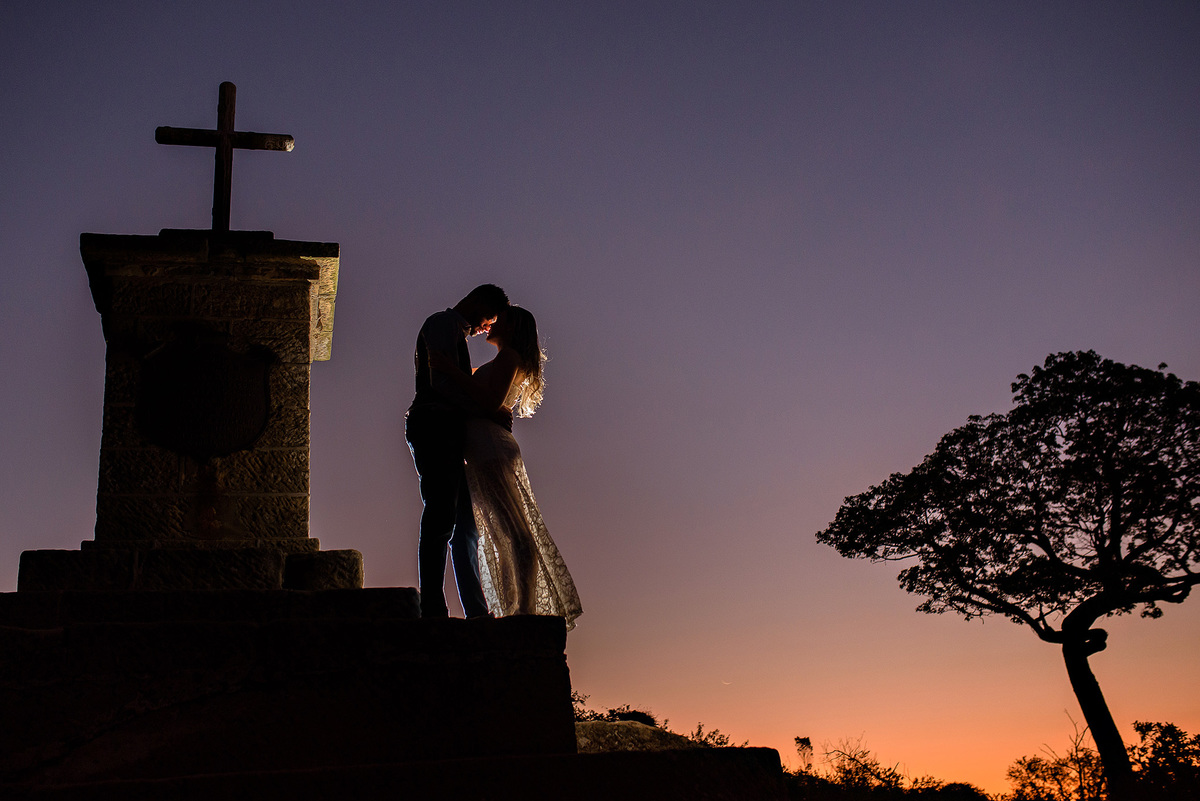 ensaio Pré-Wedding na Floresta Nacional de Ipanema. Fazenda Ipanema Sorocaba. fazenda Ipero, ensaio sorocaba. pre wedding sorocaba. dicas de ensaio. poses de ensaio casal. fotografia de casamento. fotografo de casamento.