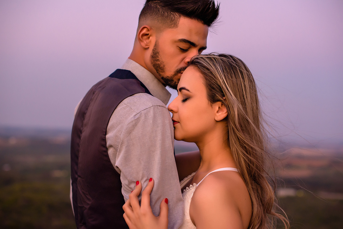 ensaio Pré-Wedding na Floresta Nacional de Ipanema. Fazenda Ipanema Sorocaba. fazenda Ipero, ensaio sorocaba. pre wedding sorocaba. dicas de ensaio. poses de ensaio casal. fotografia de casamento. fotografo de casamento.