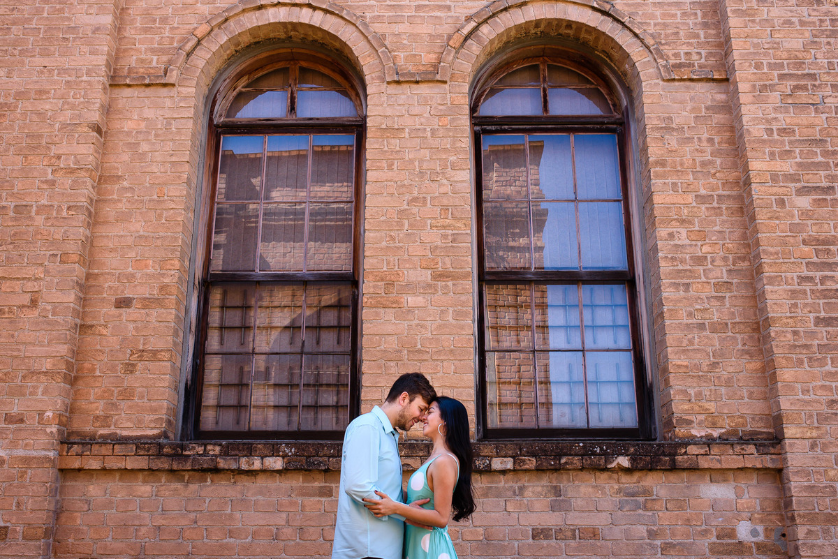 Ensaio Pre wedding no poupatempo jundiai, ensaio noivos, pre wedding Museu Ferroviário da Companhia Paulista. Ensaio no trem. Ferrovia. Pre wedding no trem. pre wedding rustico.