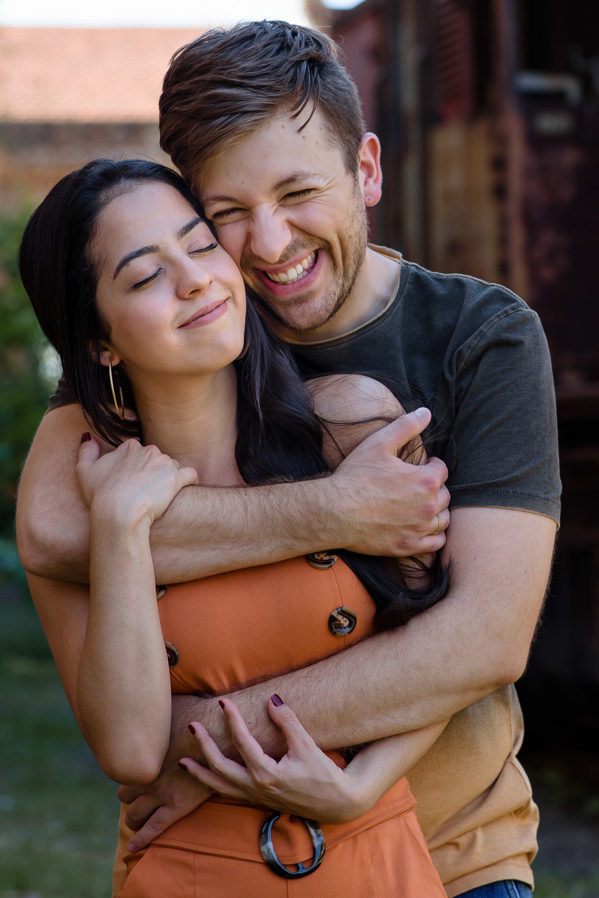 Ensaio Pre wedding no poupatempo jundiai, ensaio noivos, pre wedding Museu Ferroviário da Companhia Paulista. Ensaio no trem. Ferrovia. Pre wedding no trem. pre wedding rustico.
