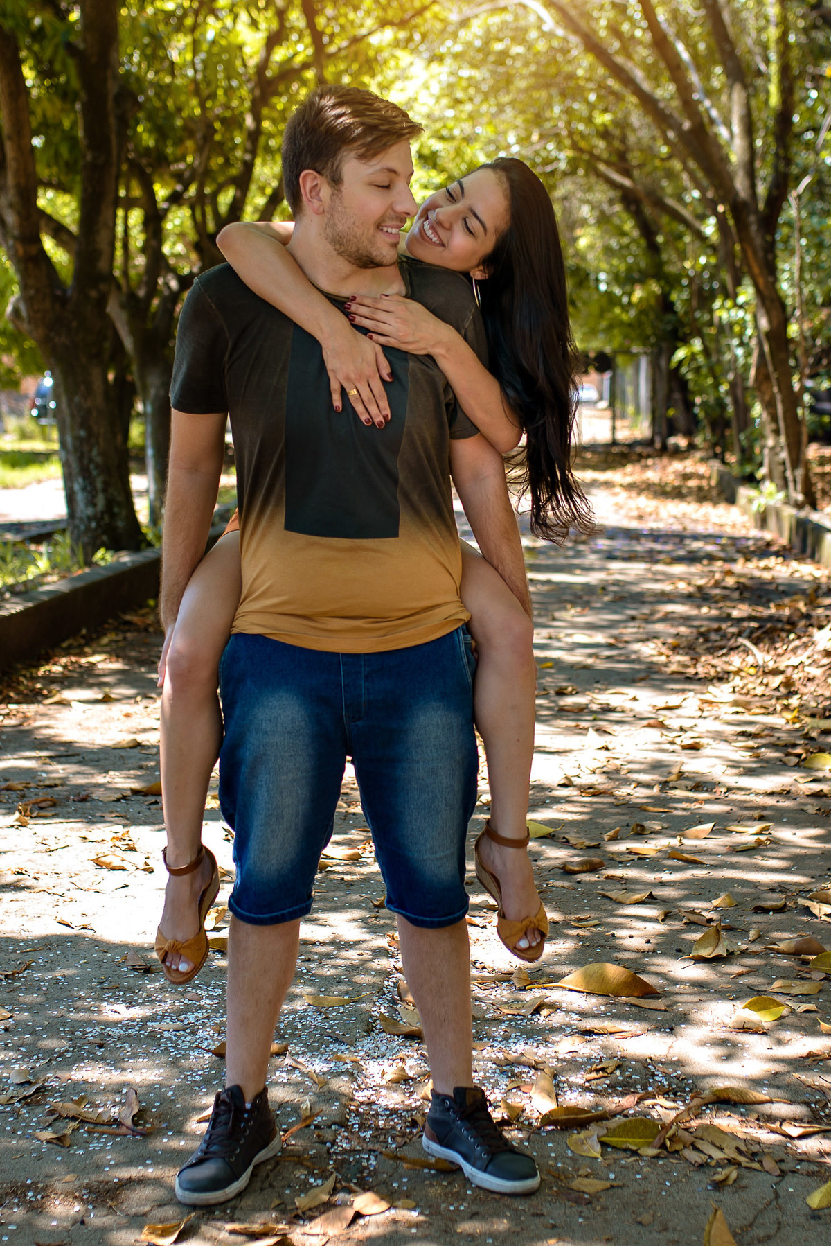 Ensaio Pre wedding no poupatempo jundiai, ensaio noivos, pre wedding Museu Ferroviário da Companhia Paulista. Ensaio no trem. Ferrovia. Pre wedding no trem. pre wedding rustico.