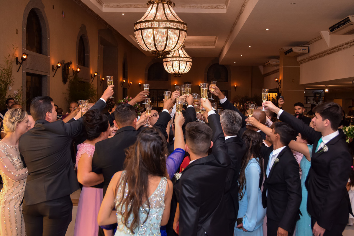 Cerimonia de casamento castelo dos vinhais. Wedding. Wedding planner. Cerimonia no castelo. vestido da noiva. terno do noivo. castelo. fotos de casamento. festa de casamento castelo dos vinhas.