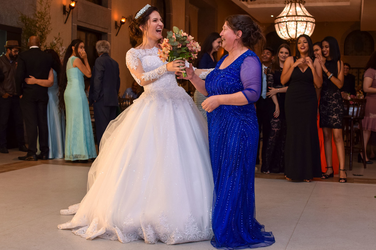 Cerimonia de casamento castelo dos vinhais. Wedding. Wedding planner. Cerimonia no castelo. vestido da noiva. terno do noivo. castelo. fotos de casamento. festa de casamento castelo dos vinhas.