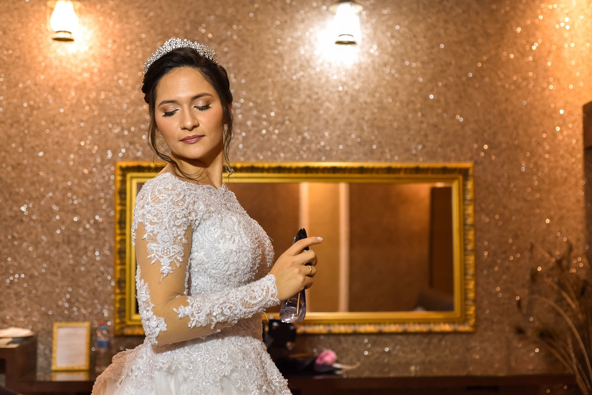 Sala da Noiva, sapato de noiva, Making Of da noiva - Castelo dos vinhais. Vestido da Noiva. Dia da noiva.