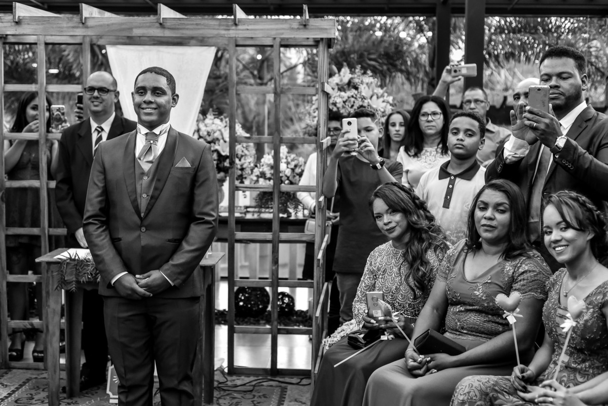 Cerimonia de casamento Spazio di Cristalli Terno do noivo. festa de casamento. fotos de casamento. recepção espaço Spazio di Cristalli Vestido de noiva.