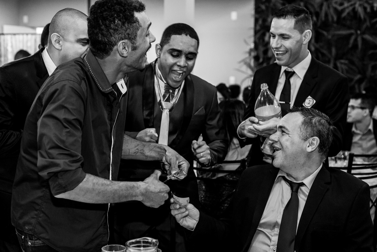 Cerimonia de casamento Spazio di Cristalli Terno do noivo. festa de casamento. fotos de casamento. recepção espaço Spazio di Cristalli Vestido de noiva.