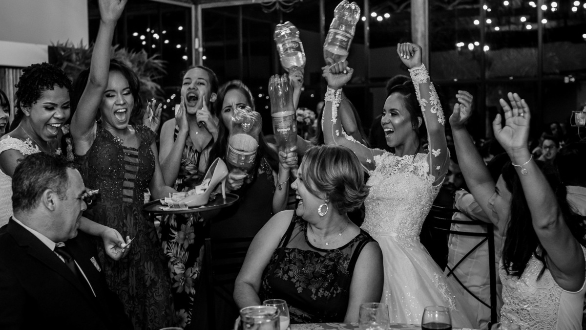 Cerimonia de casamento Spazio di Cristalli Terno do noivo. festa de casamento. fotos de casamento. recepção espaço Spazio di Cristalli Vestido de noiva.