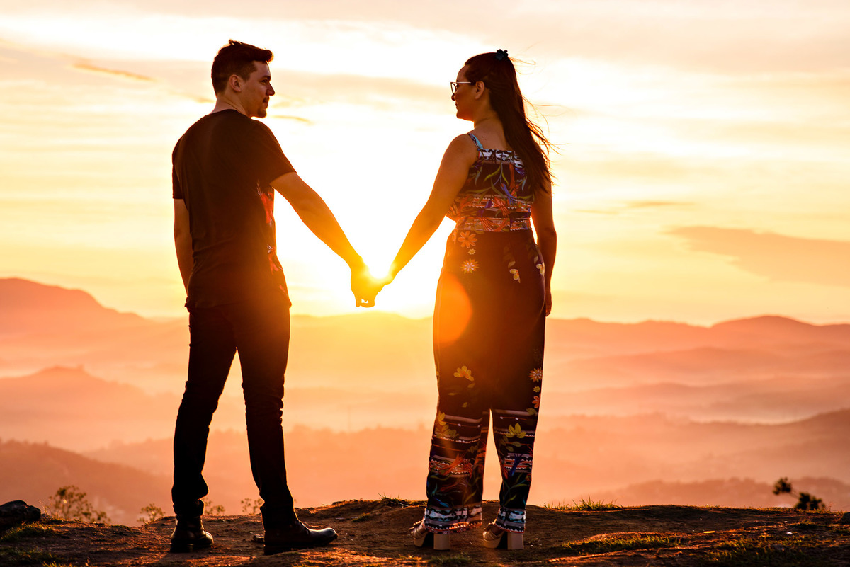 Ensaio Pre Wedding Pico do olho d'agua, Ensaio Casal  Ensaio pre wedding . noivos fotos romantica.a . Mairiporã. Fotos nascer do sol, amanhecer. Pedreira do Dib