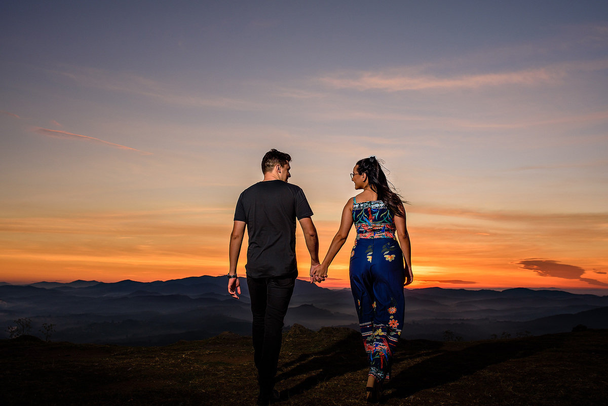 Ensaio Pre Wedding Pico do olho d'agua, Ensaio Casal  Ensaio pre wedding . noivos fotos romantica.a . Mairiporã. Fotos nascer do sol, amanhecer. Pedreira do Dib