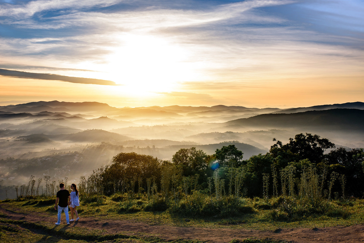 Ensaio Pre Wedding Pico do olho d'agua, Ensaio Casal  Ensaio pre wedding . noivos fotos romantica.a . Mairiporã. Fotos nascer do sol, amanhecer. Pedreira do Dib