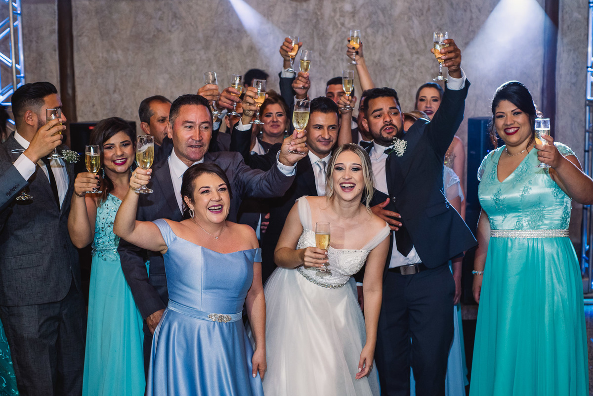 Cerimonia de casamento, chacara paraiso. Fotos de casamento. Wedding. casamento ao ar livre. casamento no campo. vestido da noiva. festa de casamento, balada de casamento, chacara paraiso. salao paraiso.