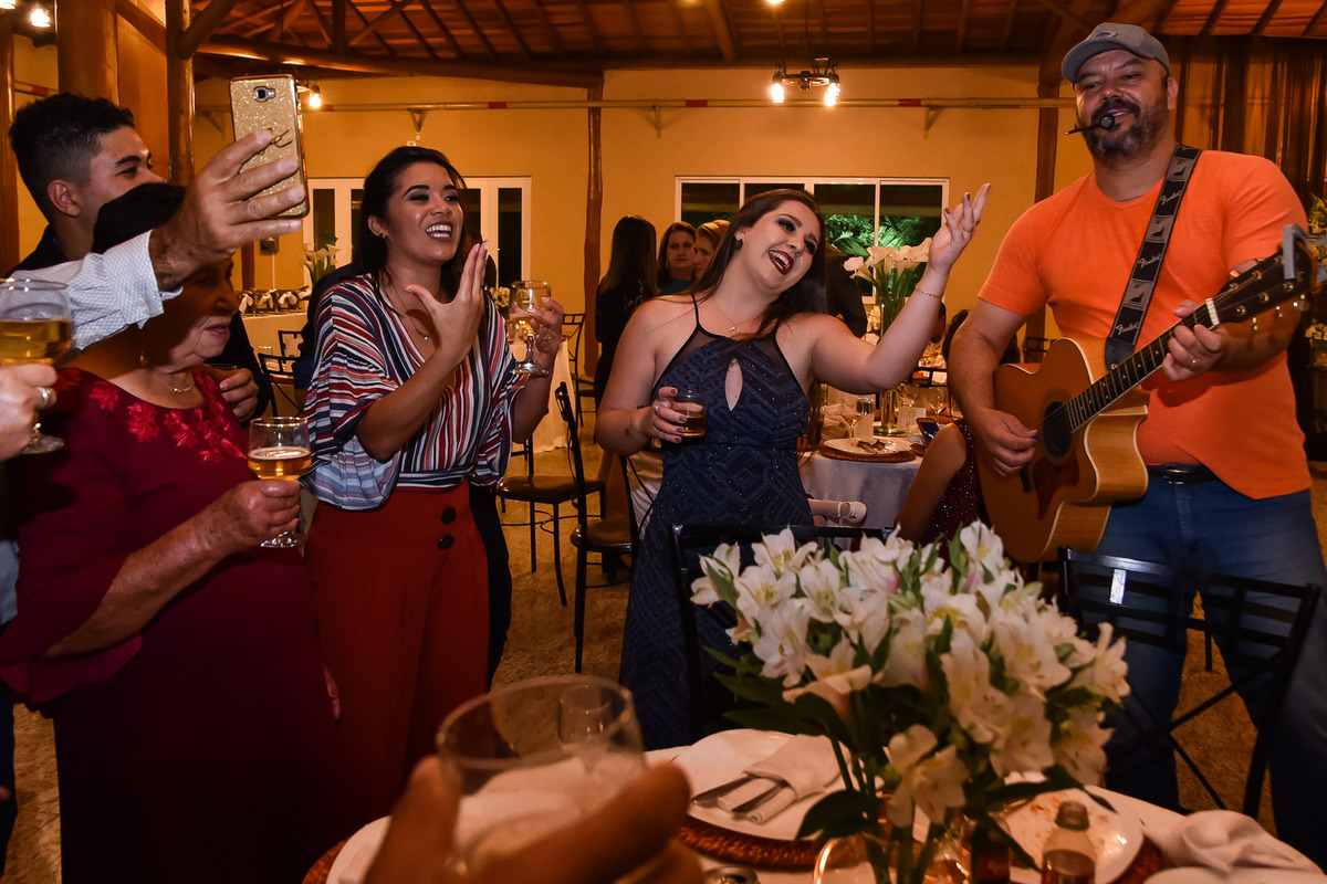 Cerimonia de casamento, chacara paraiso. Fotos de casamento. Wedding. casamento ao ar livre. casamento no campo. vestido da noiva. festa de casamento, balada de casamento, chacara paraiso. salao paraiso.