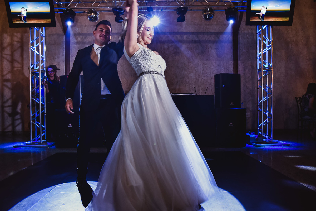 Cerimonia de casamento, chacara paraiso. Fotos de casamento. Wedding. casamento ao ar livre. casamento no campo. vestido da noiva. festa de casamento, balada de casamento, chacara paraiso. salao paraiso.