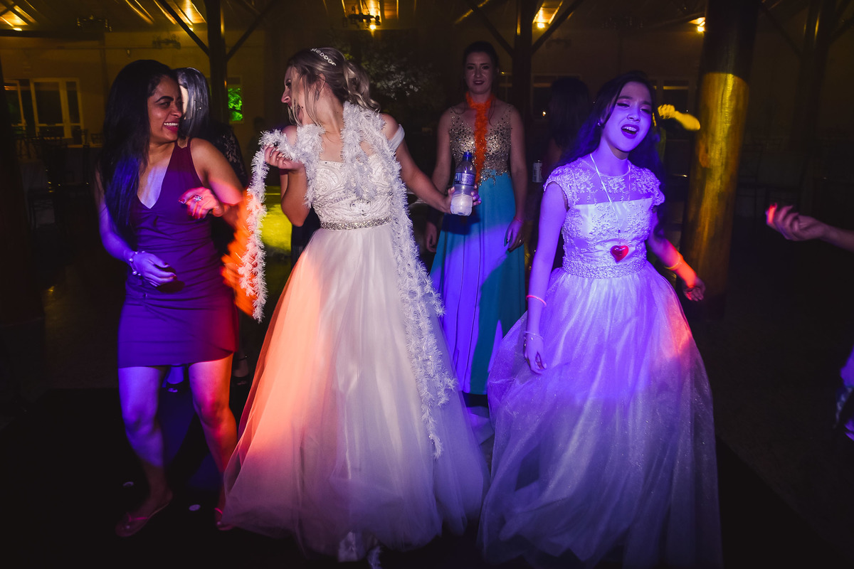 Cerimonia de casamento, chacara paraiso. Fotos de casamento. Wedding. casamento ao ar livre. casamento no campo. vestido da noiva. festa de casamento, balada de casamento, chacara paraiso. salao paraiso.