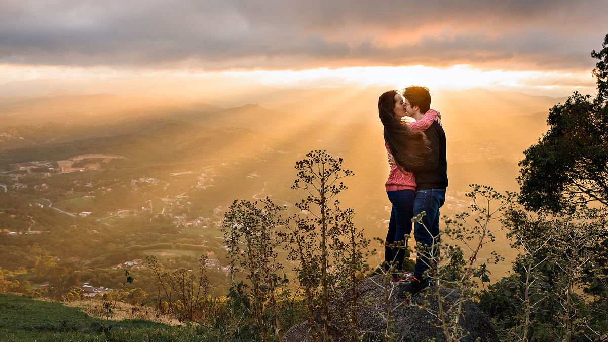 Ensaio Pre Wedding Pico do olho d'agua, Ensaio Casal  Ensaio pre wedding . noivos fotos romantica.a . Mairiporã. Fotos nascer do sol, amanhecer. Pedreira do Dib