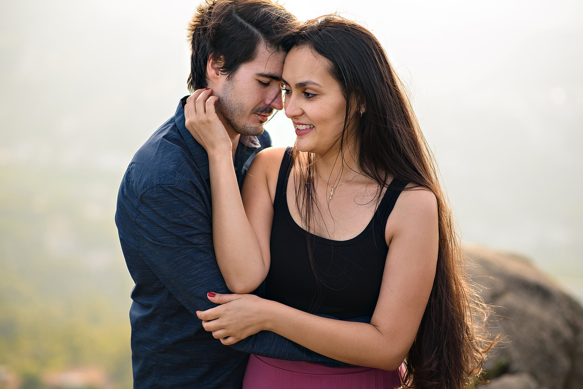 Ensaio Pre Wedding Pico do olho d'agua, Ensaio Casal  Ensaio pre wedding . noivos fotos romantica.a . Mairiporã. Fotos nascer do sol, amanhecer. Pedreira do Dib