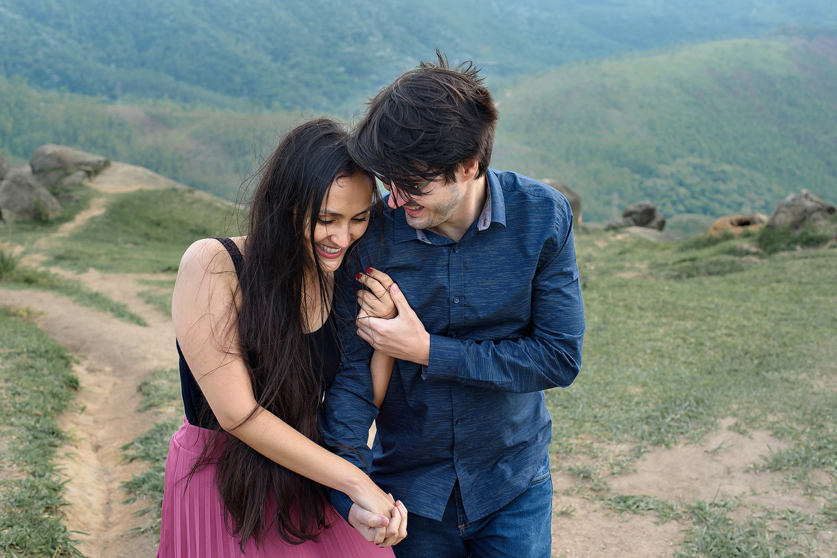 Ensaio Pre Wedding Pico do olho d'agua, Ensaio Casal  Ensaio pre wedding . noivos fotos romantica.a . Mairiporã. Fotos nascer do sol, amanhecer. Pedreira do Dib