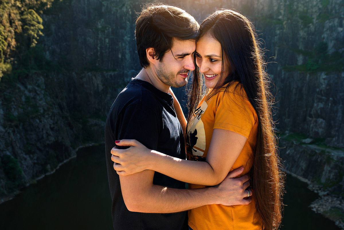 Ensaio Pre Wedding Pico do olho d'agua, Ensaio Casal  Ensaio pre wedding . noivos fotos romantica.a . Mairiporã. Fotos nascer do sol, amanhecer. Pedreira do Dib