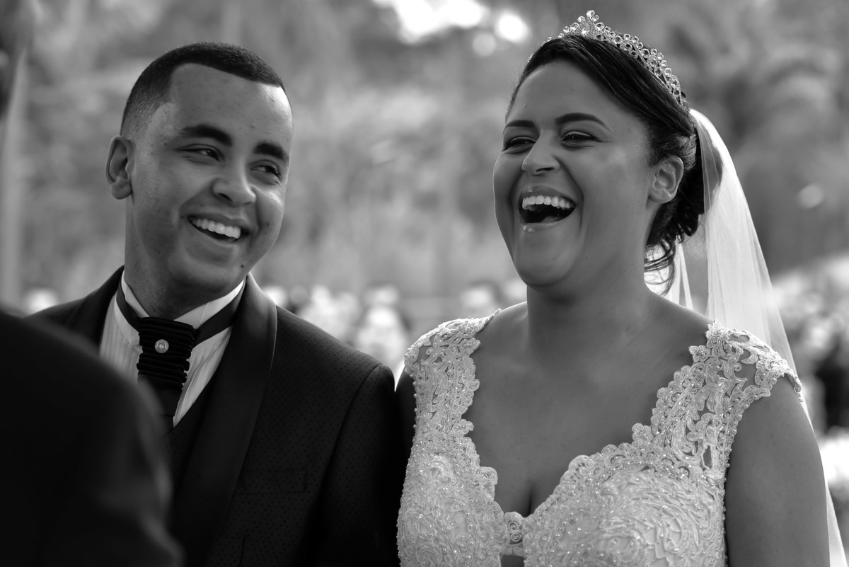 Cerimonia de casamento, chacara paraiso. Fotos de casamento. Wedding. casamento ao ar livre. casamento no campo. Terno do noivo. terno de noivo. Vestido da noiva. vestido de noiva.