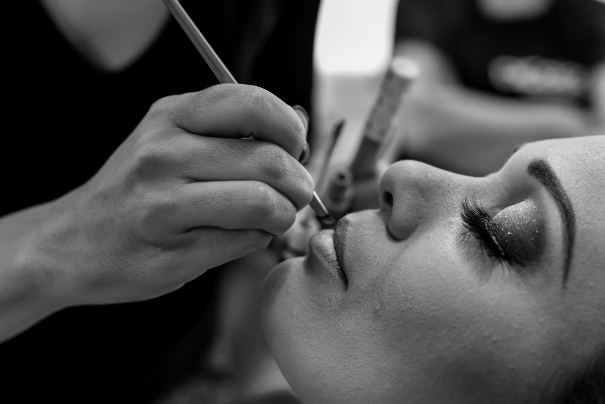 Making of noiva studio MV Cabeleireiros, dia de noiva Maria Peteam, maquiagem noiva. veu de noiva, sapato de noiva, vestido de noiva.