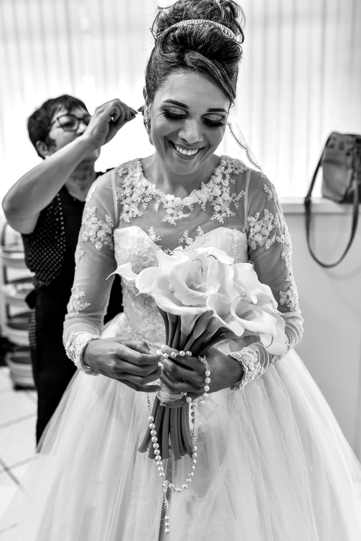 Making of noiva studio MV Cabeleireiros, dia de noiva Maria Peteam, maquiagem noiva. veu de noiva, sapato de noiva, vestido de noiva.