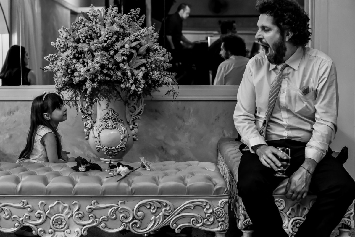 Miros Buffet. fotos de casamento miros Buffet. fotos expontaneas. fotografo contador de historia, contador de historia. fotografo de casamento.  fotos de balada. vestido de noiva. terno do noivo.