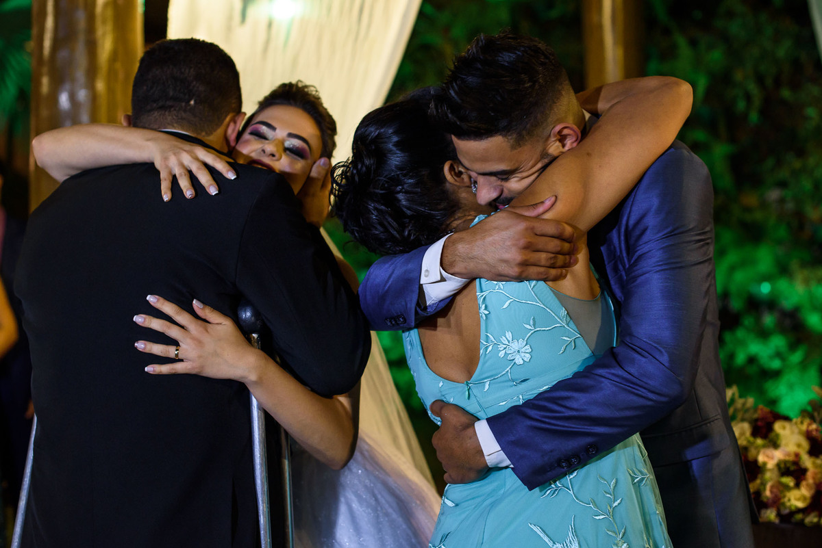 chacara paraiso. Cerimonia de casamento, chacara paraiso. Fotos de casamento. Wedding. casamento ao ar livre. casamento no campo. Terno do noivo. terno de noivo.