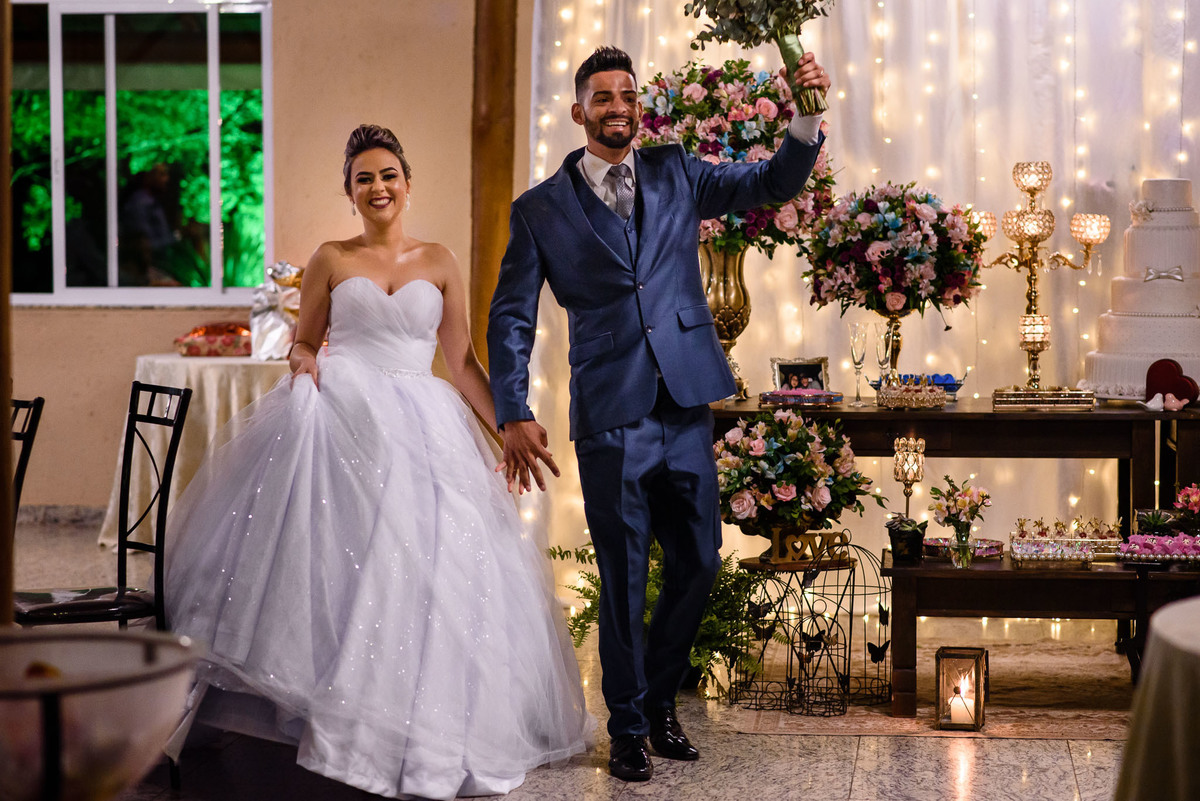 Cerimonia de casamento, chacara paraiso. Fotos de casamento. Wedding. casamento ao ar livre. casamento no campo. vestido da noiva. festa de casamento, balada de casamento, chacara paraiso. salao paraiso.