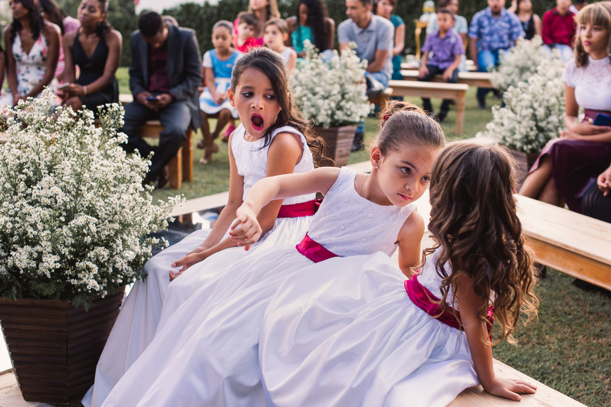 Novo Horizonte Eventos. Sao carlos so. Cerimonia de casamento. Fotos de casamento. Wedding. casamento ao ar livre. casamento no campo. Casamento Novo Horizonte Eventos. Casamento Sao Carlos - Ibate sp. VEstido de noiva. Buque de noiva.