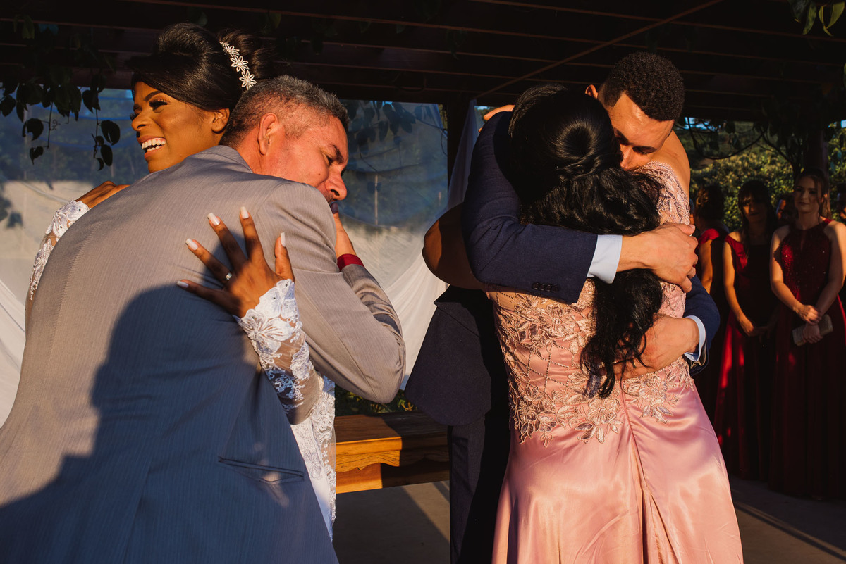 Novo Horizonte Eventos. Sao carlos so. Cerimonia de casamento. Fotos de casamento. Wedding. casamento ao ar livre. casamento no campo. Casamento Novo Horizonte Eventos. Casamento Sao Carlos - Ibate sp. VEstido de noiva. Buque de noiva.