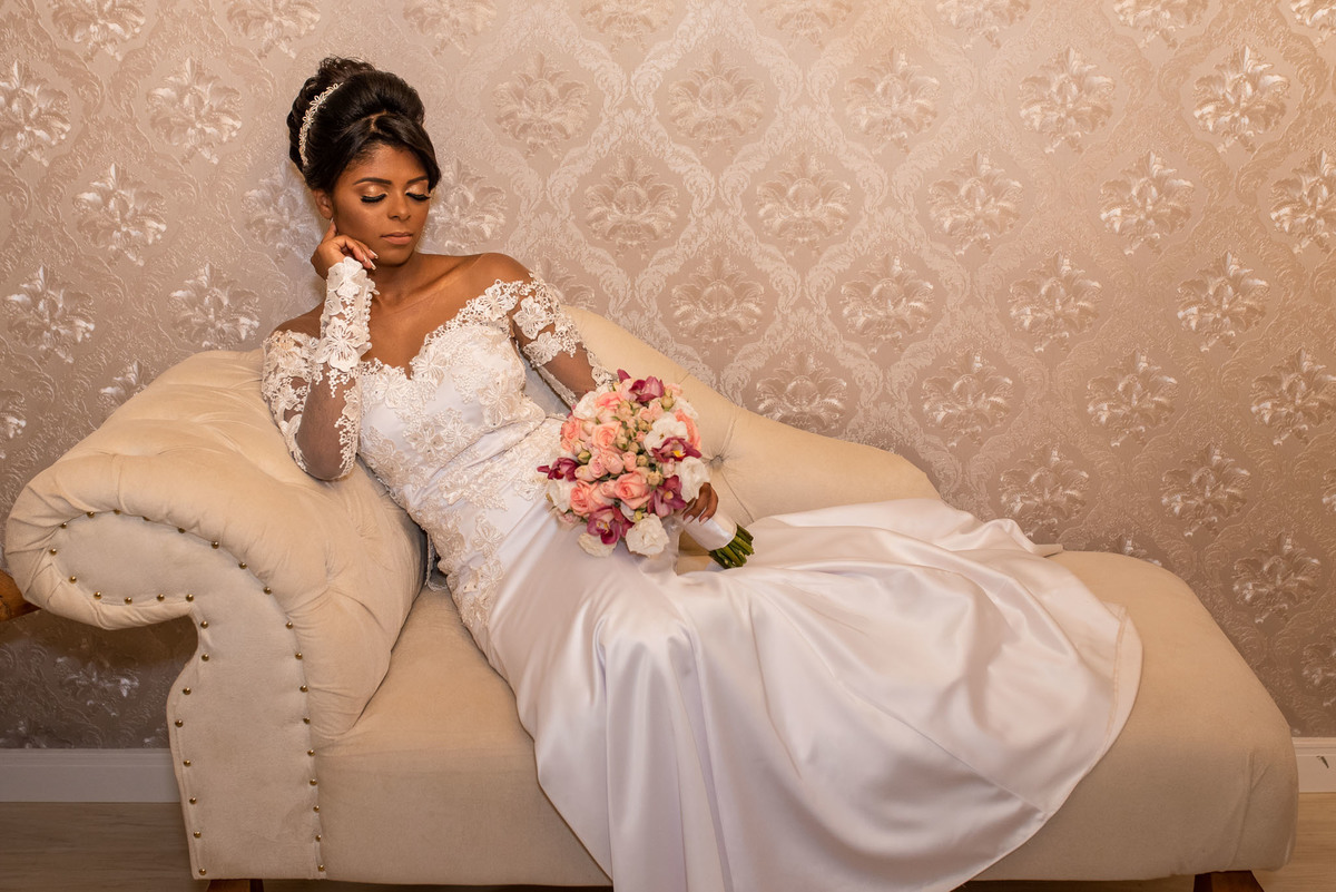 Novo Horizonte Eventos. Sao carlos so. Cerimonia de casamento. Fotos de casamento. Wedding. casamento ao ar livre. casamento no campo. Terno do noivo. Casamento Novo Horizonte Eventos. Casamento Sao Carlos - Ibate sp. Vestido de Noiva. Veu de noiva.