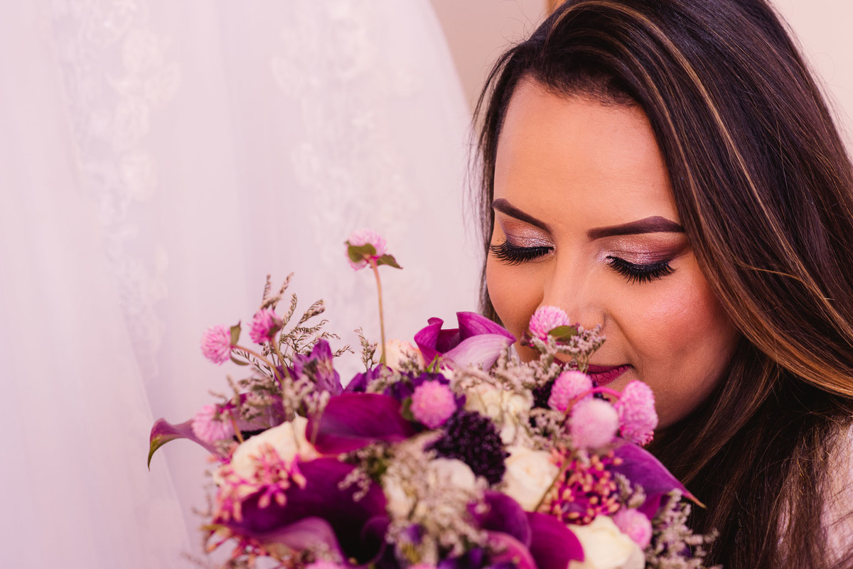 Making off da noiva, Carmen Barros Hair Studio. Vestido de Noiva. Buque de noiva. Dia de noiva. Grande dia. maquiagem de noiva.
