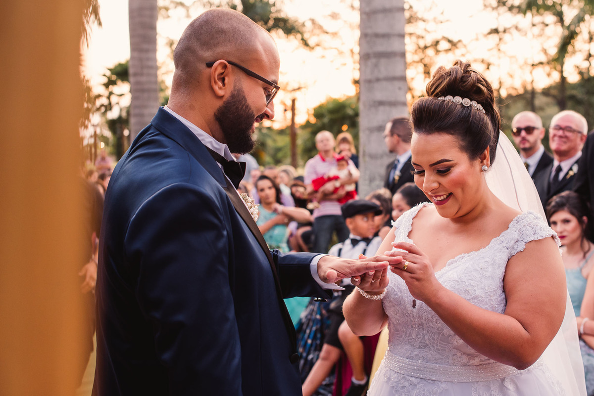 chacara paraiso. Cerimonia de casamento, Salao paraiso.. Fotos de casamento. Wedding. casamento ao ar livre. casamento no campo. Vestido de noiva. Casamanto campestre. Salao paraiso. local para casamento. Terno de noivo.