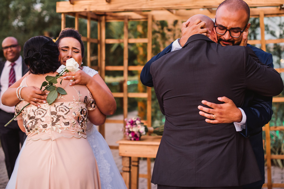 chacara paraiso. Cerimonia de casamento, Salao paraiso.. Fotos de casamento. Wedding. casamento ao ar livre. casamento no campo. Vestido de noiva. Casamanto campestre. Salao paraiso. local para casamento. Terno de noivo.
