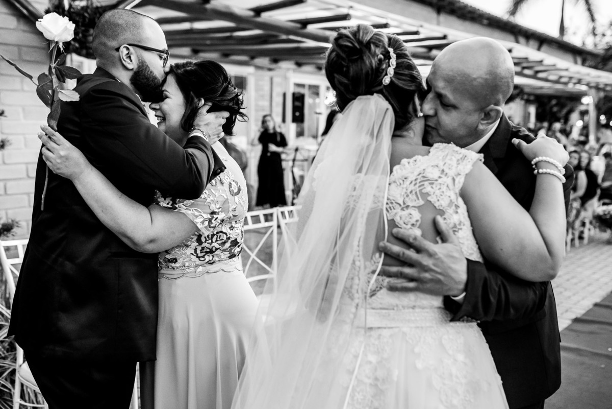 chacara paraiso. Cerimonia de casamento, Salao paraiso.. Fotos de casamento. Wedding. casamento ao ar livre. casamento no campo. Vestido de noiva. Casamanto campestre. Salao paraiso. local para casamento. Terno de noivo.