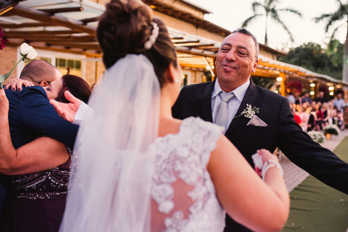 chacara paraiso. Cerimonia de casamento, Salao paraiso.. Fotos de casamento. Wedding. casamento ao ar livre. casamento no campo. Vestido de noiva. Casamanto campestre. Salao paraiso. local para casamento. Terno de noivo.