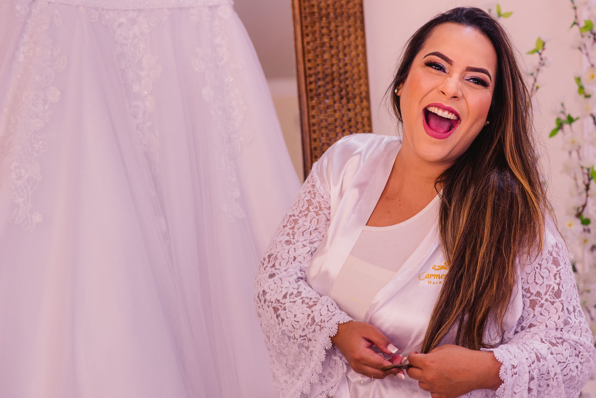 Making off da noiva, Carmen Barros Hair Studio. Vestido de Noiva. Buque de noiva. Dia de noiva. Grande dia. maquiagem de noiva.