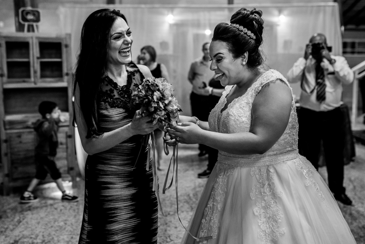 Cerimonia de casamento, chacara paraiso. Fotos de casamento. Wedding. casamento ao ar livre. casamento no campo. vestido da noiva. festa de casamento, balada de casamento, chacara paraiso. salao paraiso.