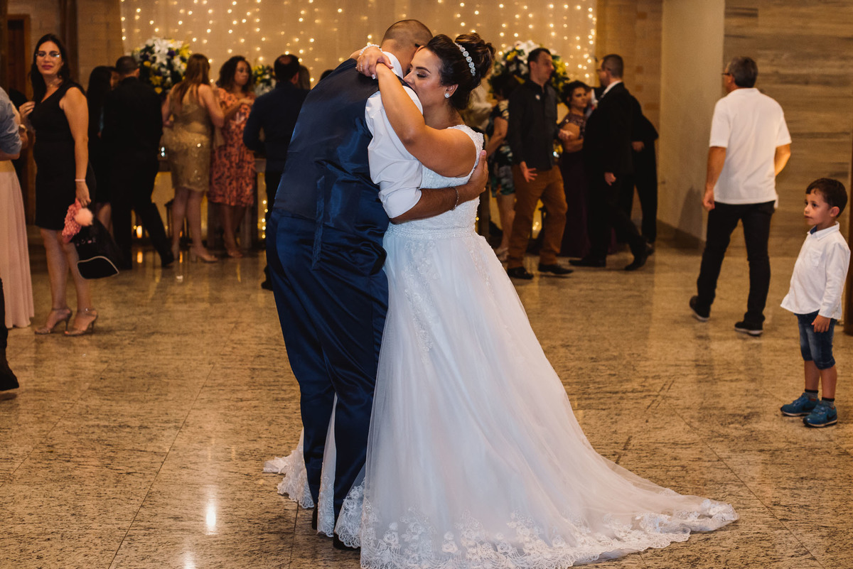Cerimonia de casamento, chacara paraiso. Fotos de casamento. Wedding. casamento ao ar livre. casamento no campo. vestido da noiva. festa de casamento, balada de casamento, chacara paraiso. salao paraiso.