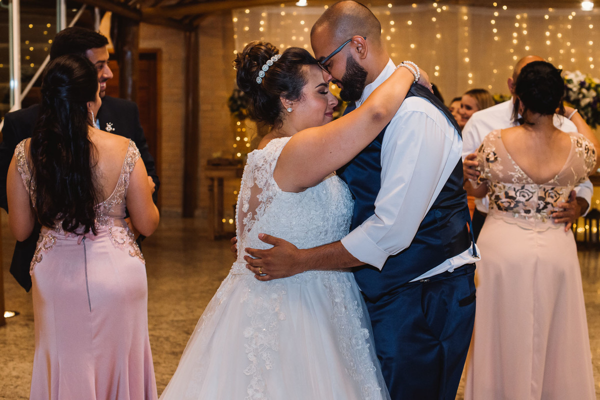 Cerimonia de casamento, chacara paraiso. Fotos de casamento. Wedding. casamento ao ar livre. casamento no campo. vestido da noiva. festa de casamento, balada de casamento, chacara paraiso. salao paraiso.