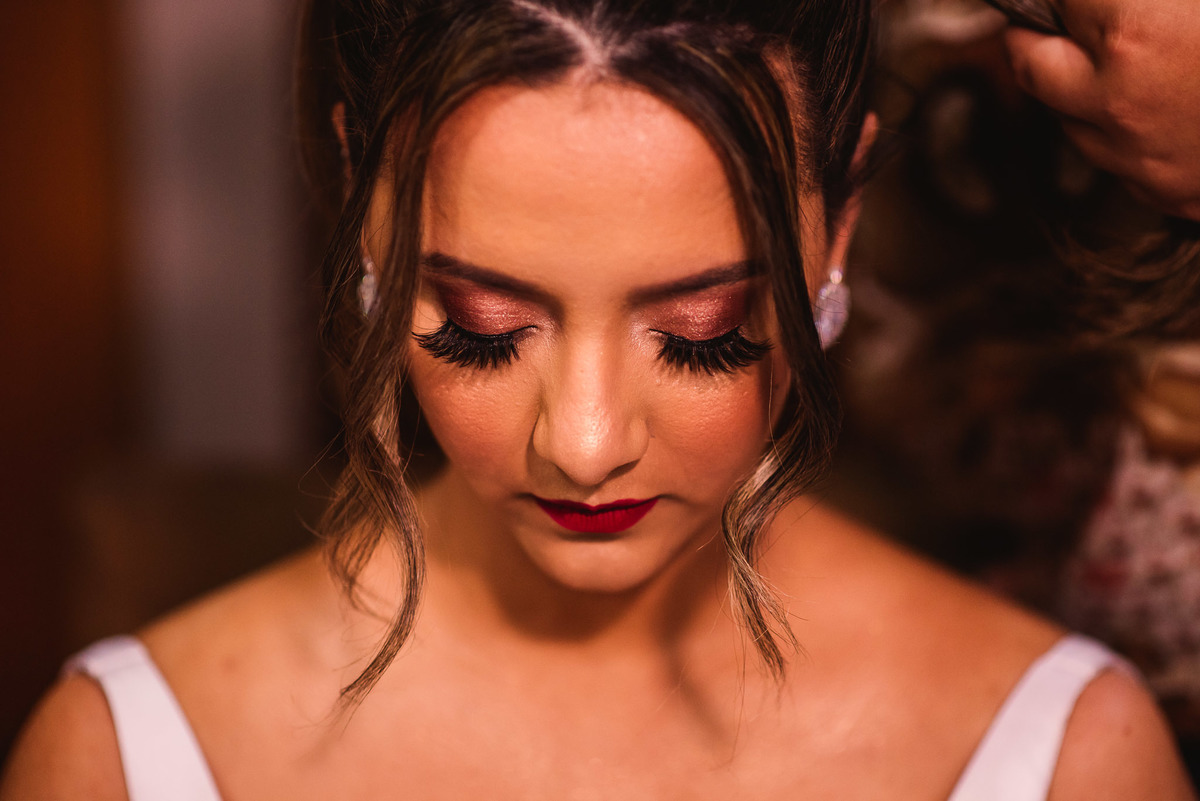 Making off da noiva, coroa da noiva, acessorios, Vestido de Noiva. Buque de noiva. Dia de noiva. Grande dia. maquiagem de noiva.