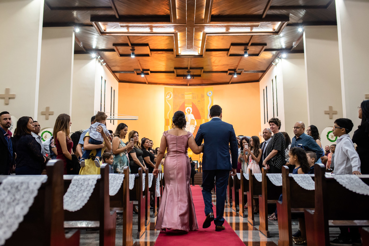 Cerimonia de casamento, Paroquia Nossa Senhora do Rosário, Vestido de noiva. terno do noivo. casamento na igreja. fotos de casamento.