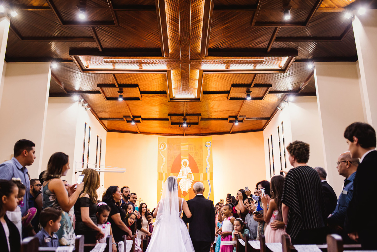 Cerimonia de casamento, Paroquia Nossa Senhora do Rosário, Vestido de noiva. terno do noivo. casamento na igreja. fotos de casamento.