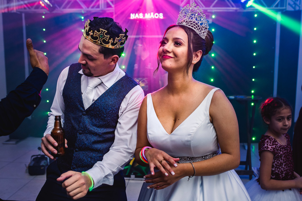 Ensaio casal, noivos, fotos noivos, recepçao Espaco brunholi. fotos de casamento Espaco brunholi   dj marquinhos leite
fotos animadas de casamento
 fotos expontaneas.
fotos casamento, festa de casamento, balada de casamento 