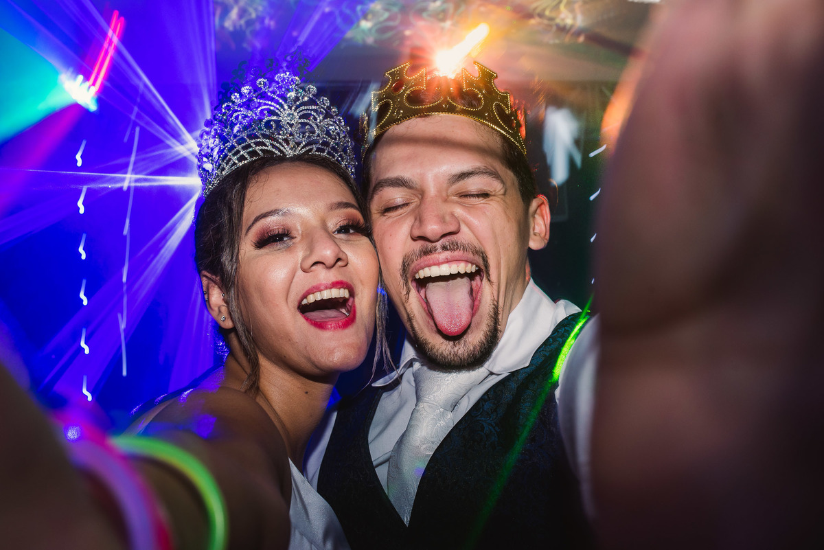 Ensaio casal, noivos, fotos noivos, recepçao Espaco brunholi. fotos de casamento Espaco brunholi   dj marquinhos leite
fotos animadas de casamento
 fotos expontaneas.
fotos casamento, festa de casamento, balada de casamento 