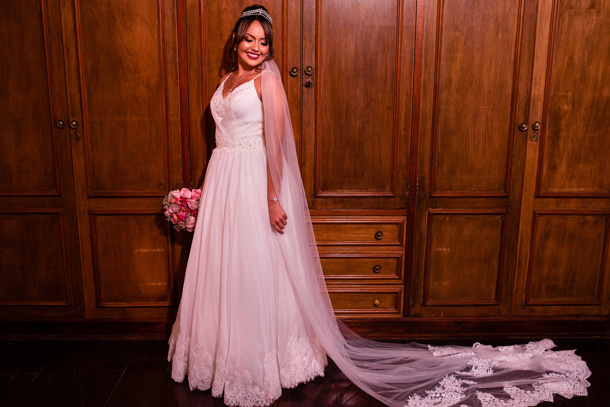 Casamento, casamento em são paulo, casamento em cotia, casamento em osasco, Making off da noiva, coroa da noiva, acessorios, Vestido de Noiva. Buque de noiva. Dia de noiva. Grande dia. maquiagem de noiva. vestido da noiva, Espaço mosaico