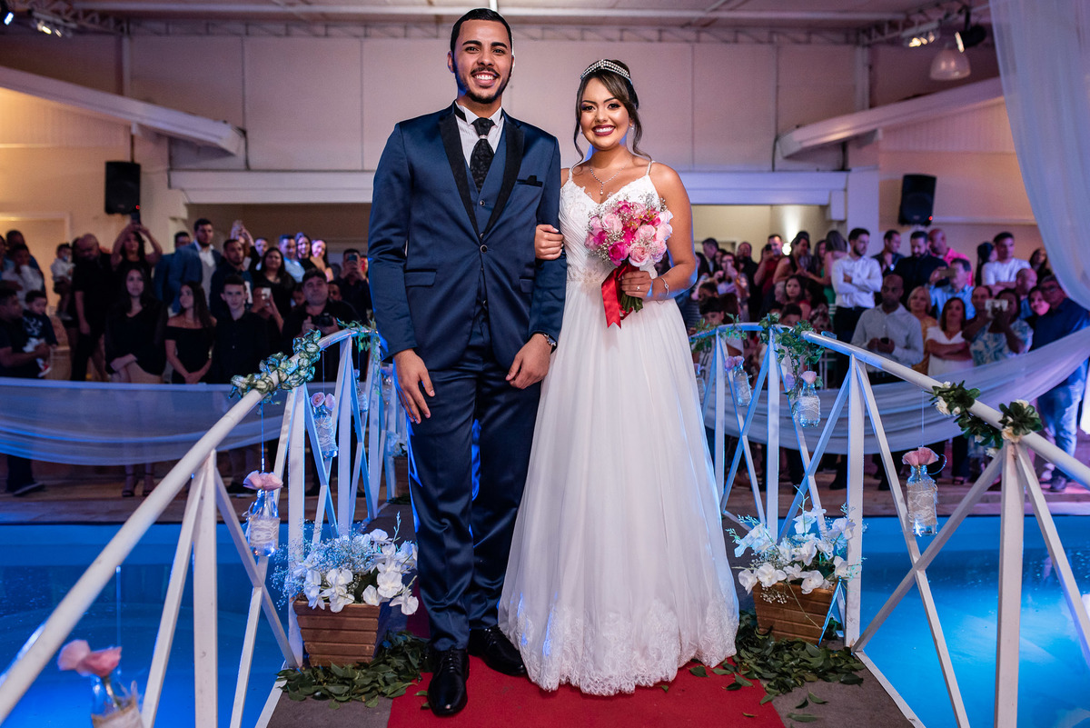 Casamento, casamento em são paulo, casamento em cotia, casamento em osasco, Cerimonia de casamento, Vestido de noiva. terno do noivo. casamento na salão. fotos de casamento. Espaço mosaico
